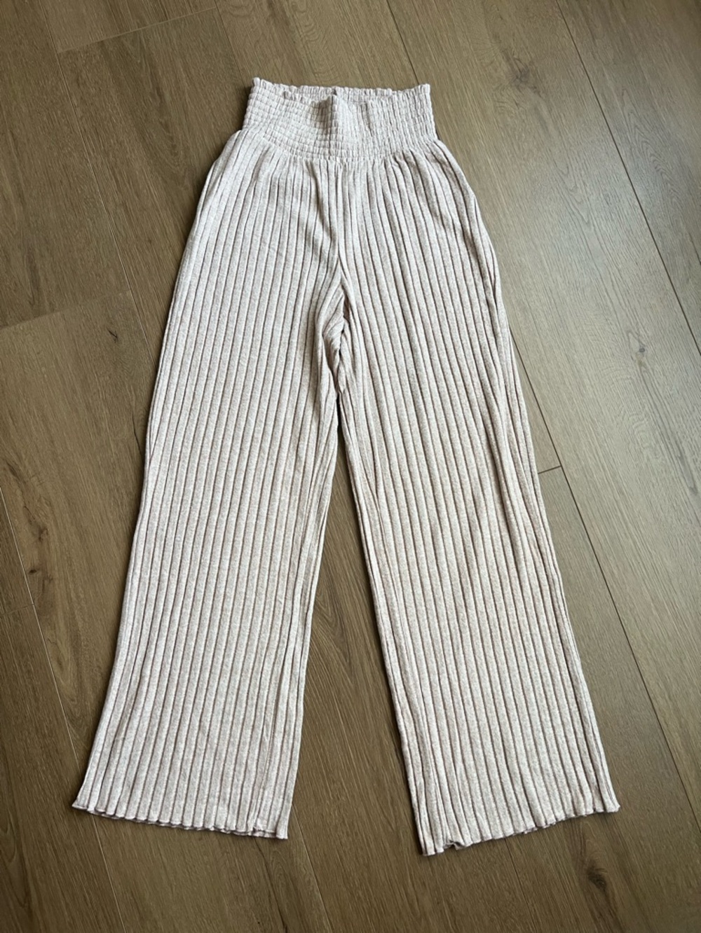 Z Supply DAWN SMOCKED SILKY RIB PANT, Small